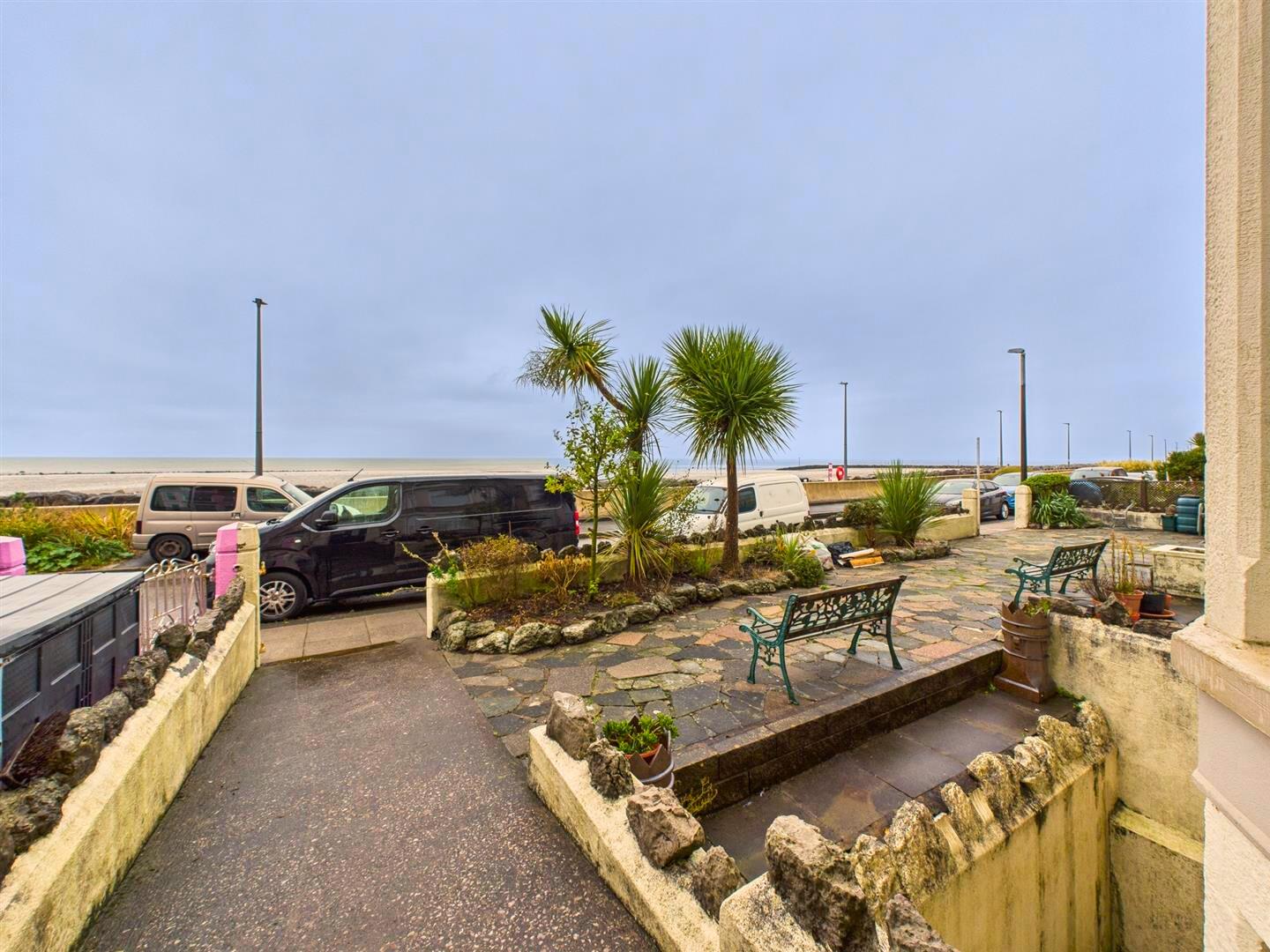 Flat 10, Clandon Court, 42-46 Sandylands Promenade, Morecambe LA3 1DW